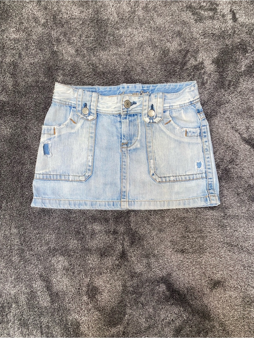 Authentic Y2K American Eagle Cargo Mini Skirt Low Rise Distressed Denim Size 0